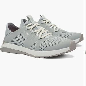 OluKai Huia Breathable Mesh Sneakers Size 7.5